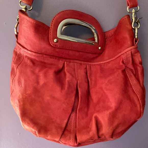 Red Raspberry Gustto Leather Handbag - Picture 2 of 6